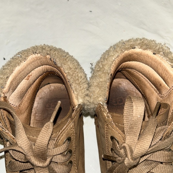 UGG OLIVE HIGH TOP SNEAKER. - Picture 9 of 13